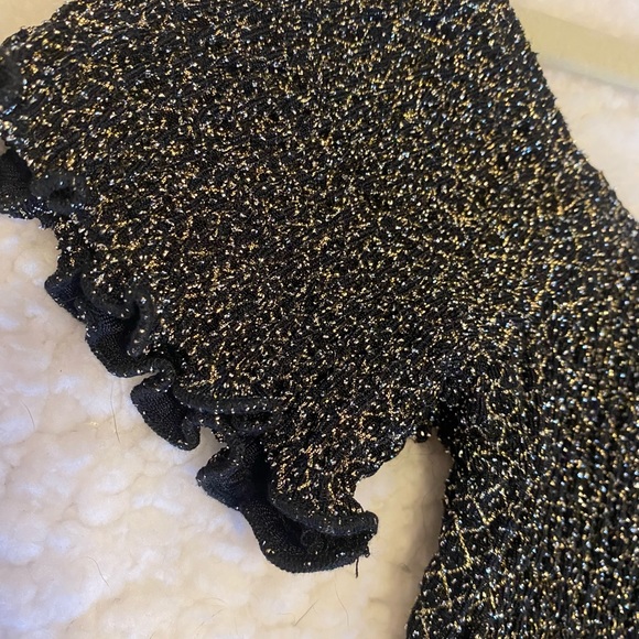 Black and silver metallic crop top By Topshop size small or 4 NWOT - Picture 3 of 5